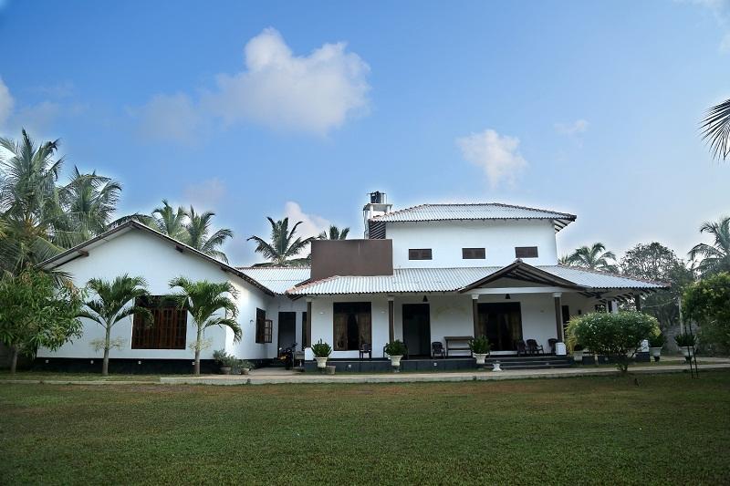 Grand Hilton Hotel Negombo Extérieur photo